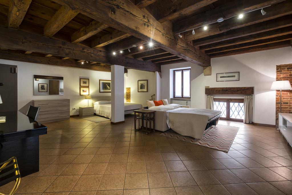 Bed and Breakfast Diaz 18 Верона Экстерьер фото