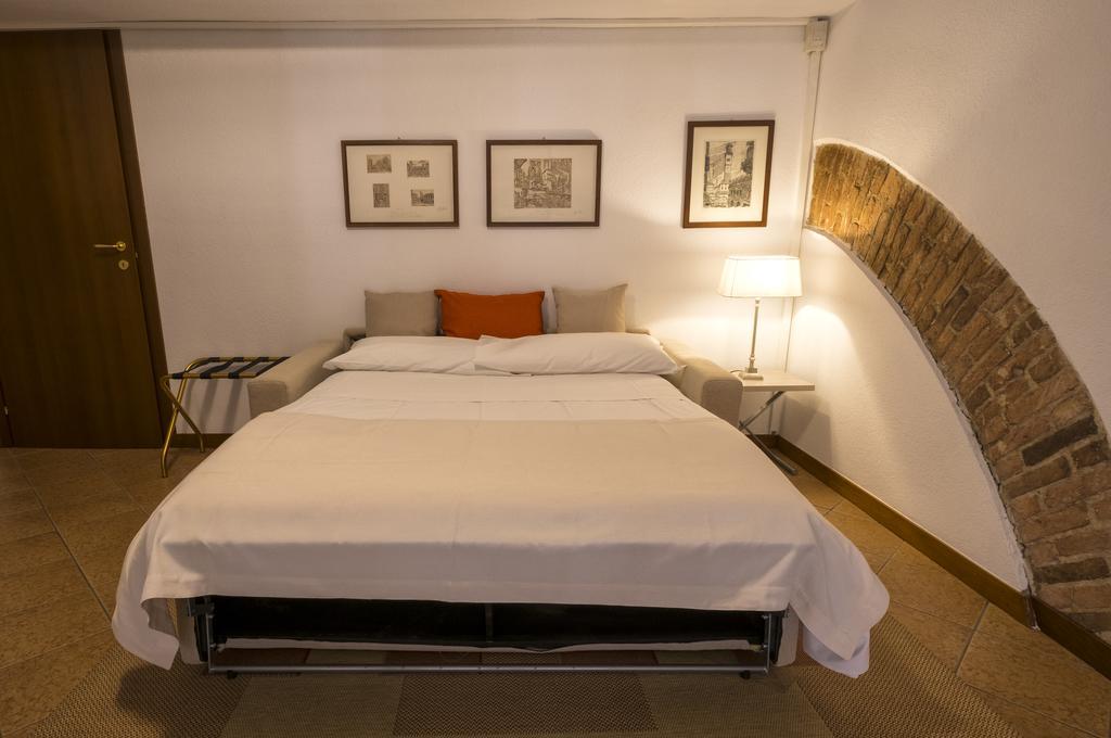 Bed and Breakfast Diaz 18 Верона Экстерьер фото