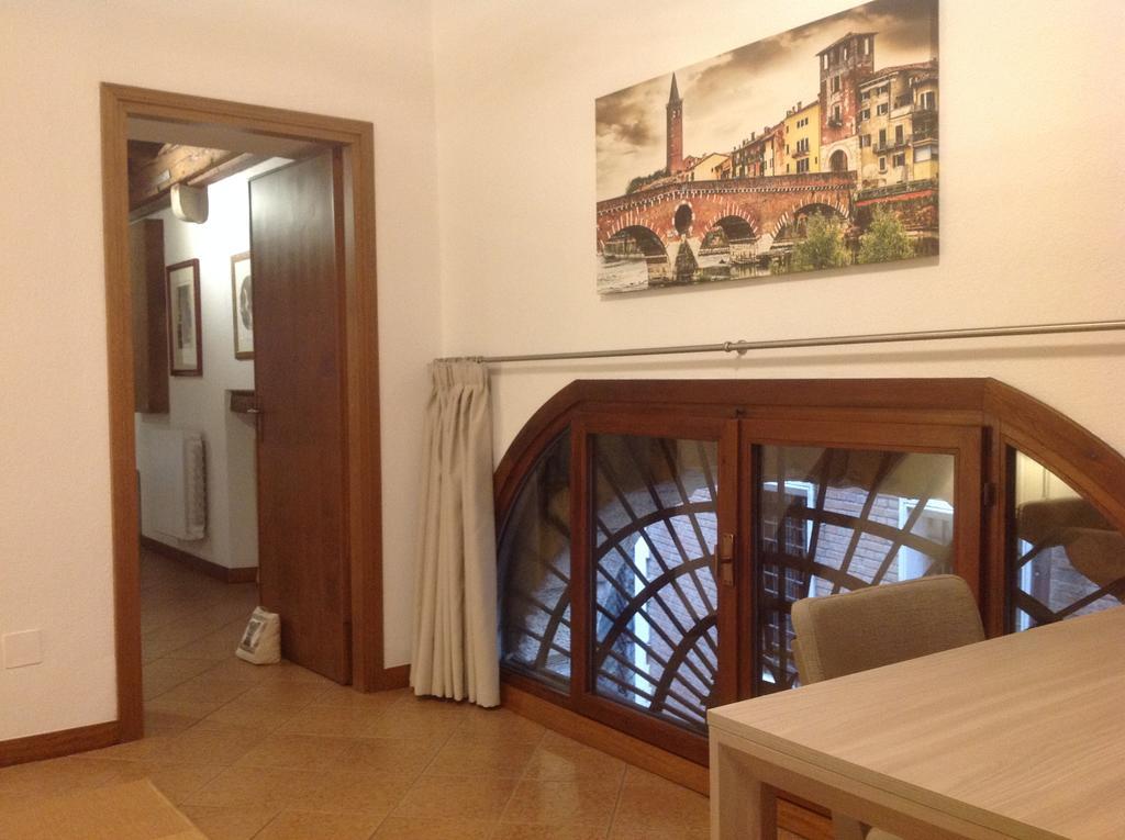 Bed and Breakfast Diaz 18 Верона Экстерьер фото