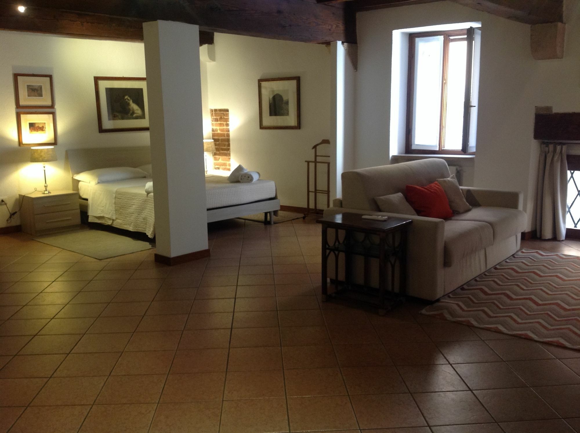 Bed and Breakfast Diaz 18 Верона Экстерьер фото