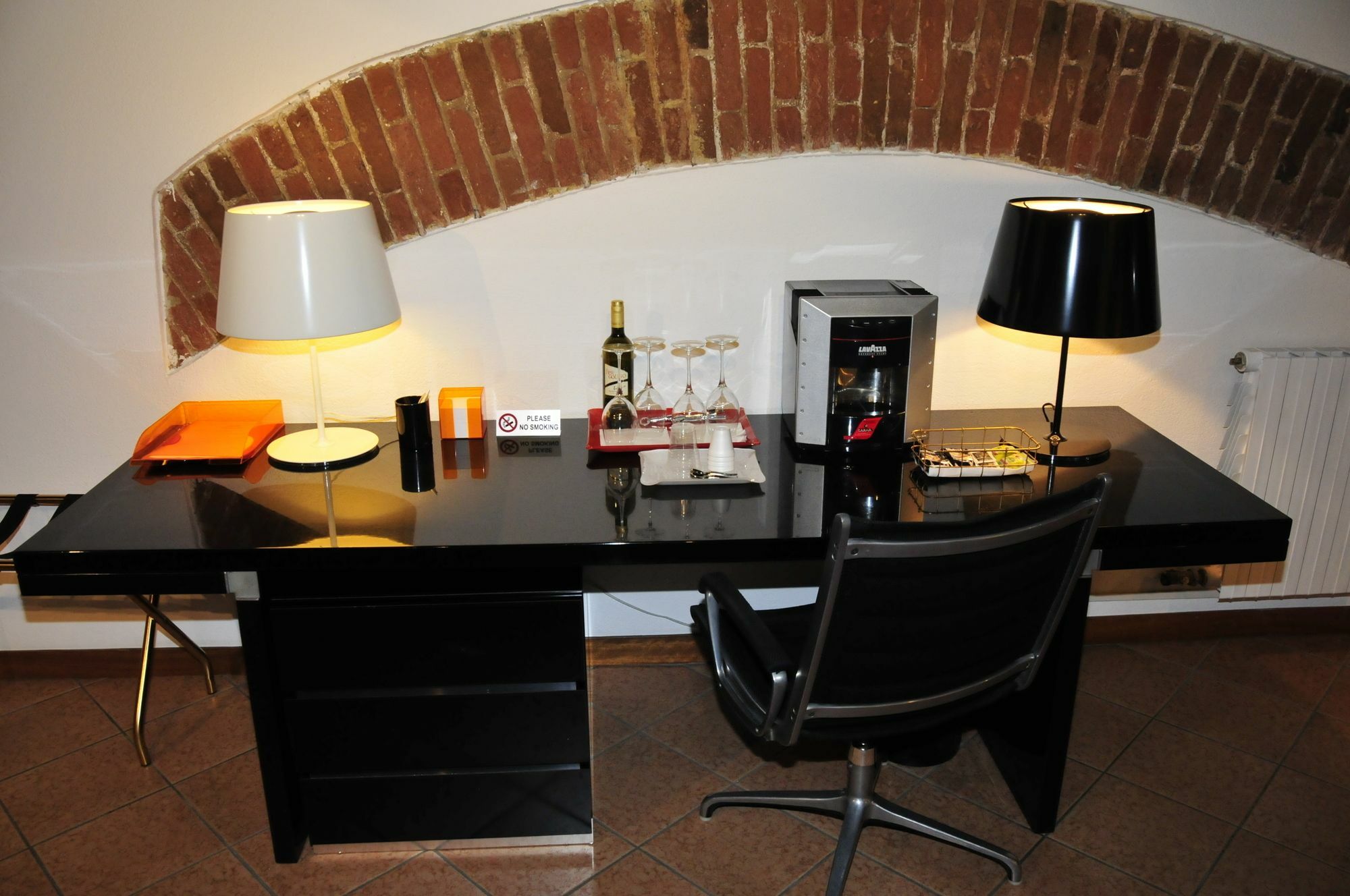 Bed and Breakfast Diaz 18 Верона Экстерьер фото
