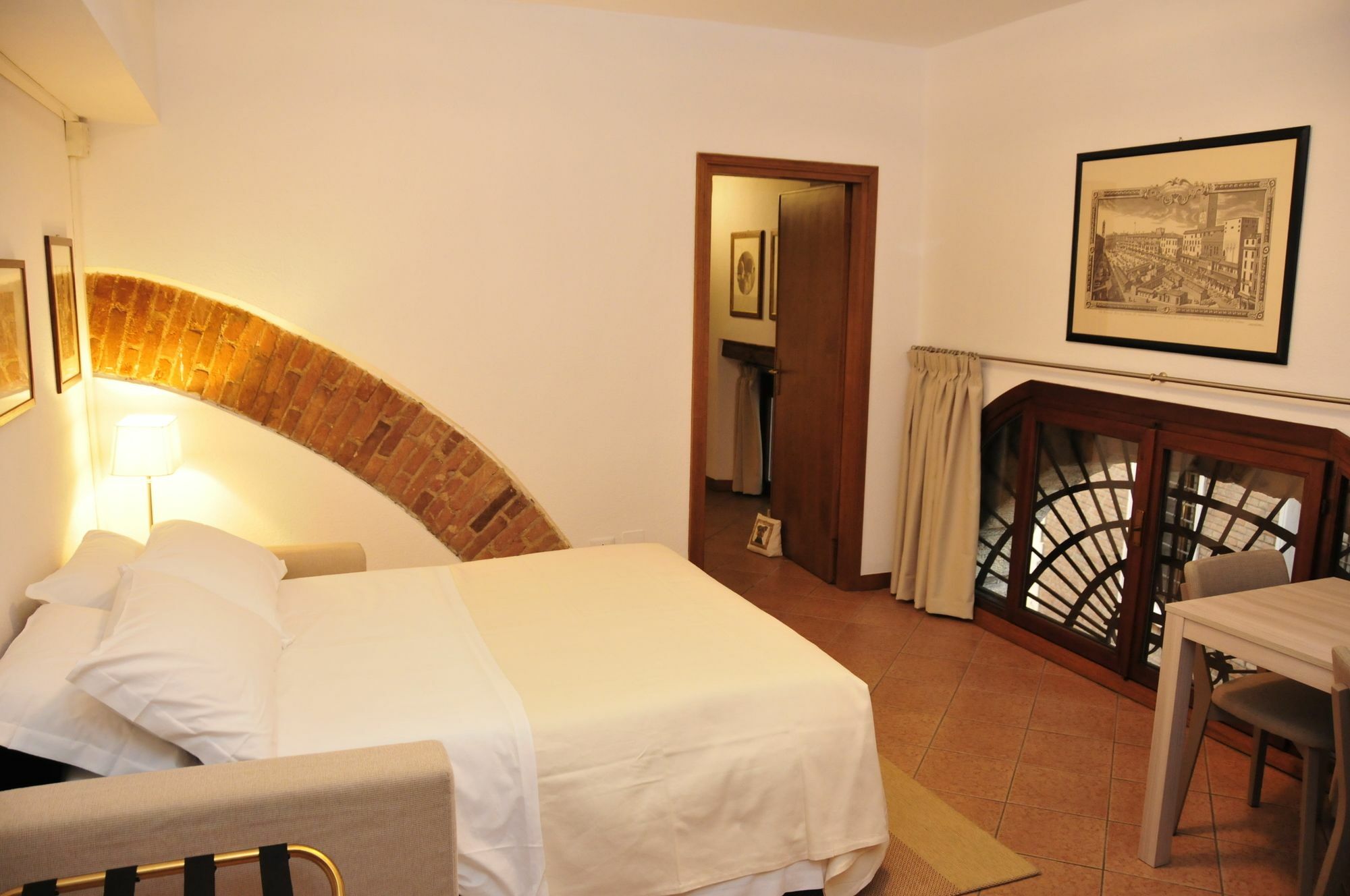 Bed and Breakfast Diaz 18 Верона Экстерьер фото